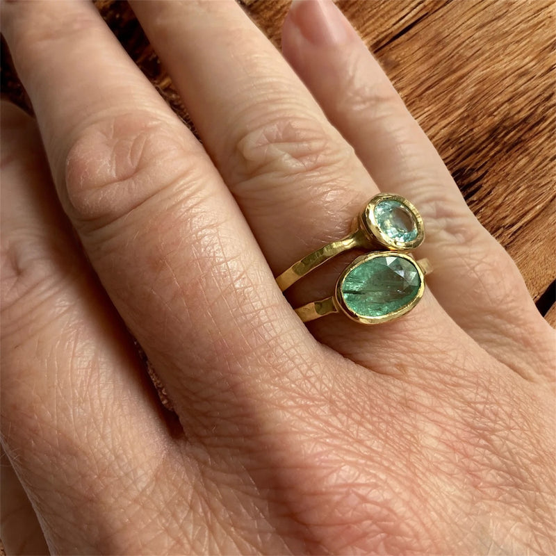 18kt Yellow Gold 2.0ct Green Paraiba Ring