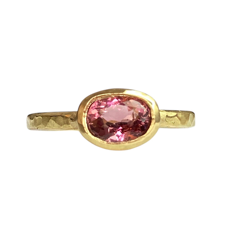 18kt Yellow Gold 0.93ct Pink Tourmaline Ring