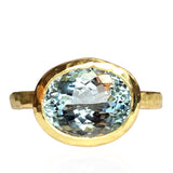 18kt Yellow Gold 2.86ct Aquamarine Ring