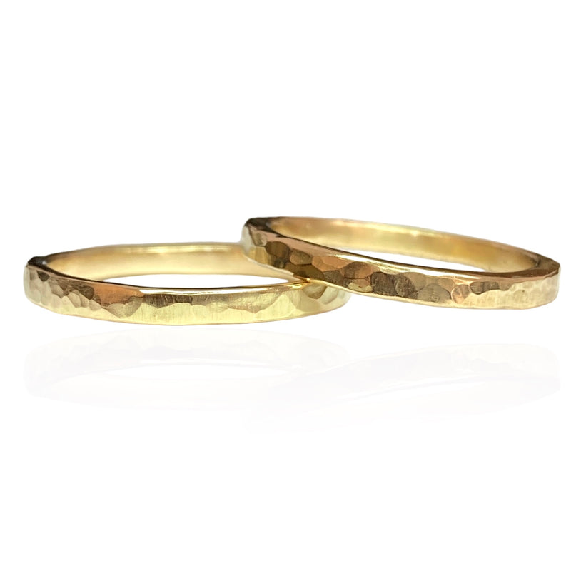 18kt Yellow Gold 2mm Wide Textured Ring Band