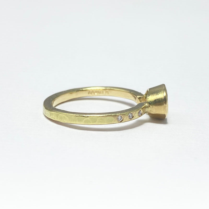 18kt Yellow Gold Paraiba Diamond Ring