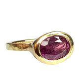 18kt Yellow Gold 2.82ct Oval Pink Sapphire Ring